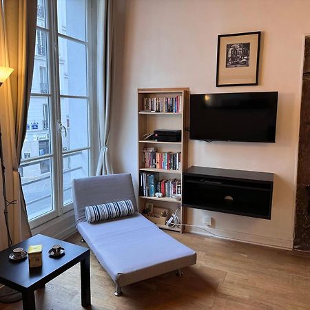 Appartement Typique Parisien Au Coeur Du Marais מראה חיצוני תמונה