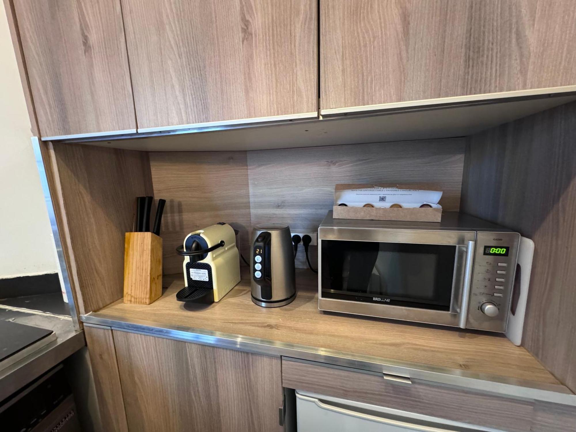 Appartement Typique Parisien Au Coeur Du Marais מראה חיצוני תמונה